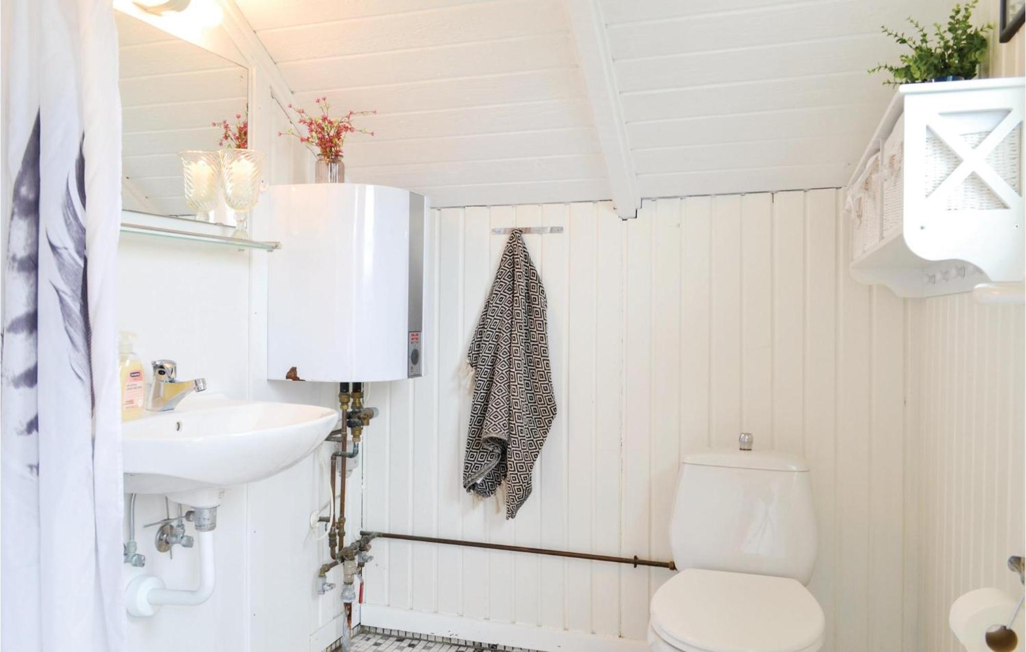 2 Bedroom Beautiful Home In Hvide Sande Bjerregård المظهر الخارجي الصورة
